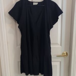 Universal Thread Black V Neck Mini Dress Medium Casual Flowy Short Sleeve